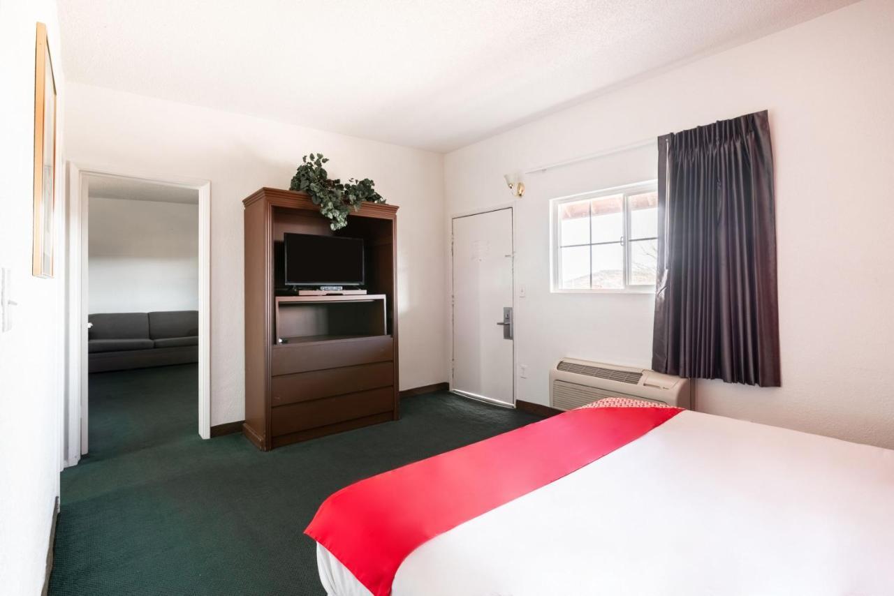 Oyo Hotel Globe / Miami Az - Highway 60 Buitenkant foto